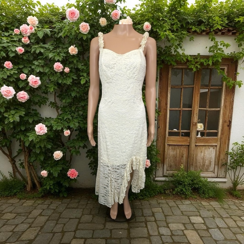 Elegant Lace White Dress New